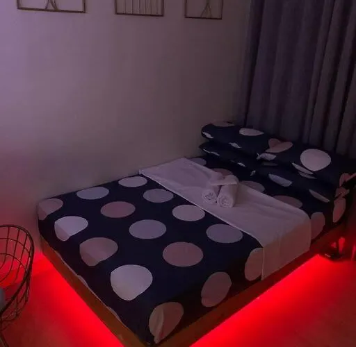 Trees Residences Staycation Evol's Place Manila
