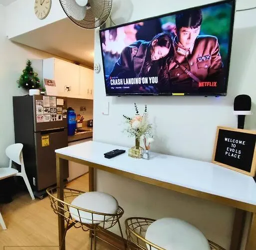 Trees Residences Staycation Evol's Place Apartamento
